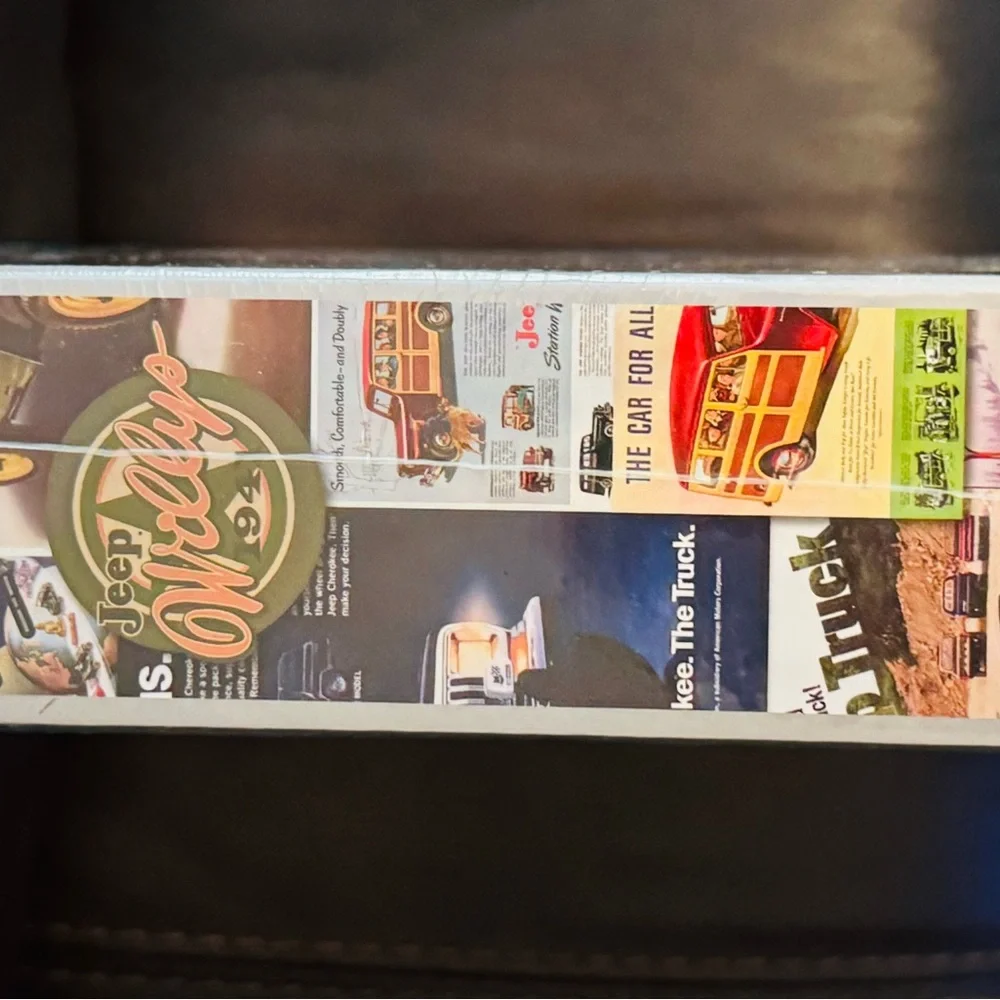 Jeep Advertising Collection Puzzle with Classic Colors - Picture 4 of 4